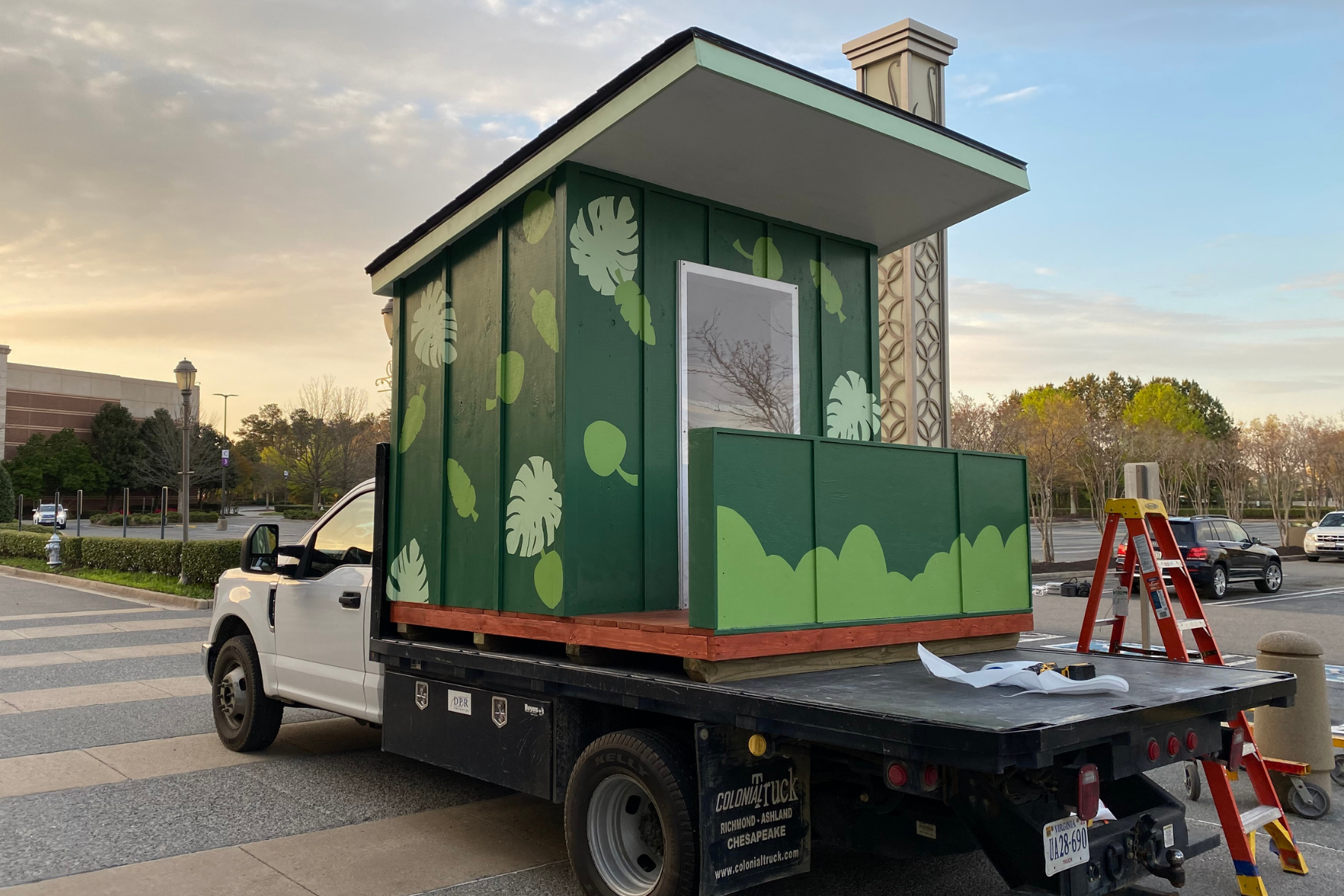 dpr playhouse being delivered